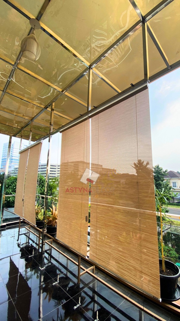 Blinds exterior